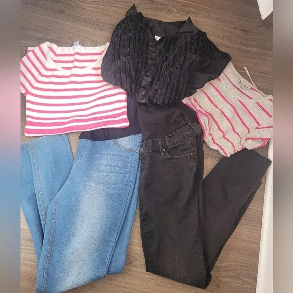 Maternity Clothing Bundle Medium Mix of Brands Pre-owned - Picture 1 of 6